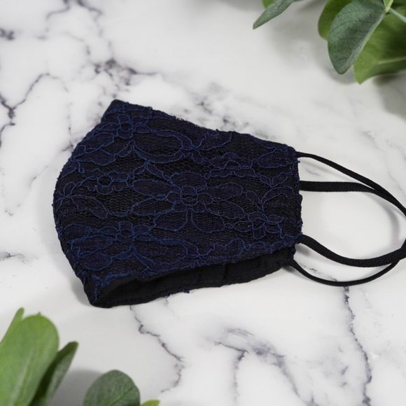 Soft lace face face mask, 3 layers, filter pocket - Picture 3 of 8